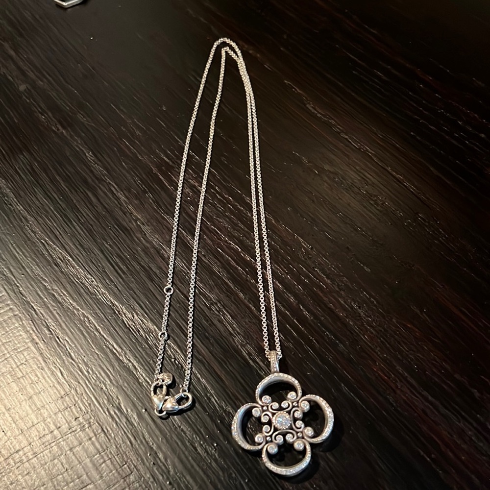 Gorgeous Brighton Toledo convertible necklace. 37” chain